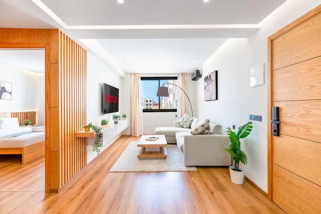 Modern And Luxurious Apartment 라바트 외부 사진