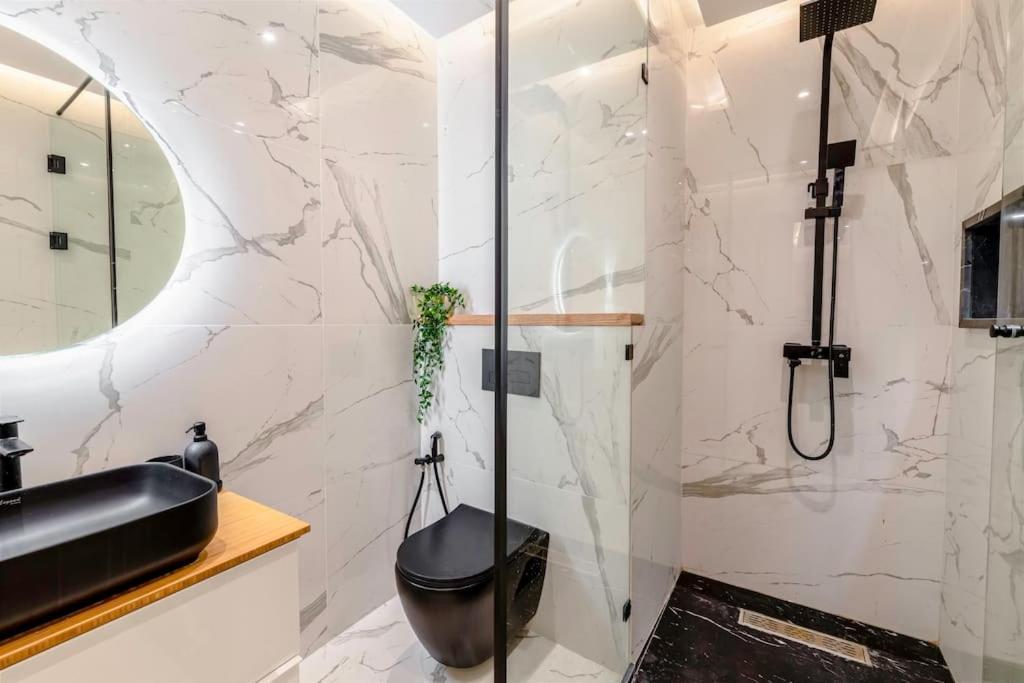 Modern And Luxurious Apartment 라바트 외부 사진